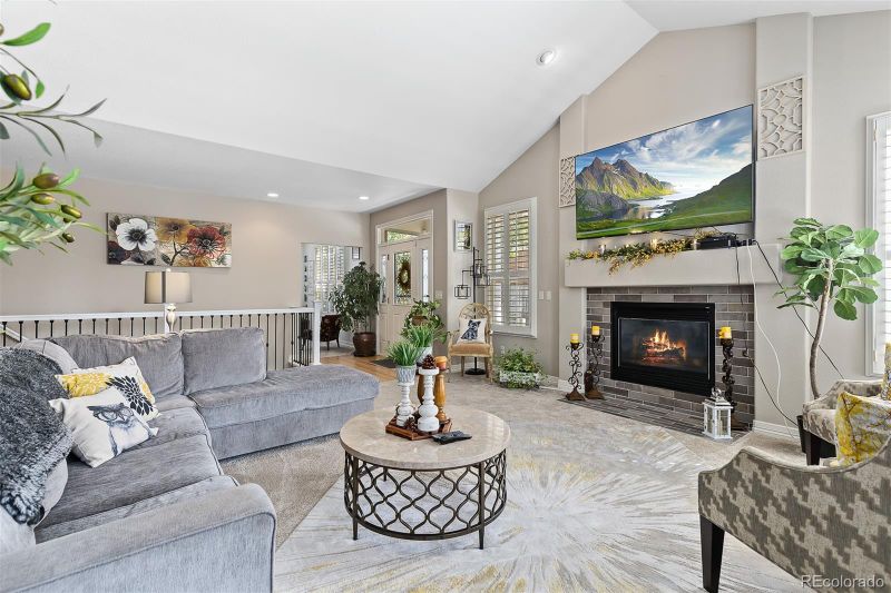 9845 Firestone Cir, Lone Tree, CO 80124