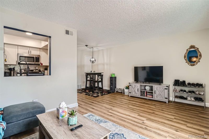 3550 S Harlan St #200, Denver, CO 80235