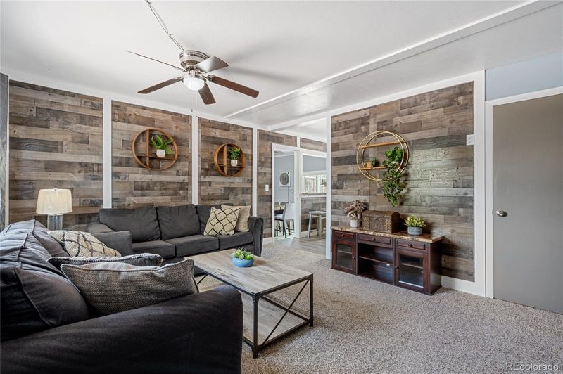 1312 Burnham St, Colorado Springs, CO 80906