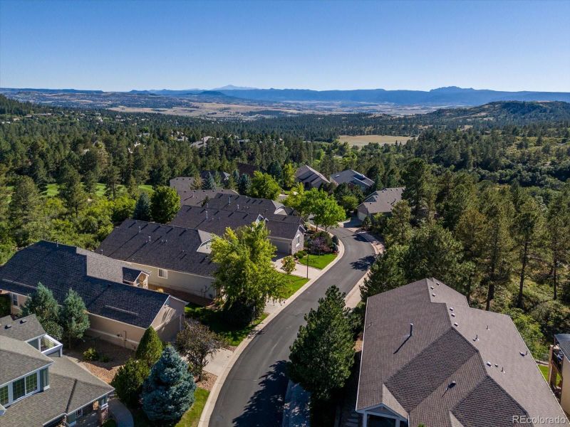 7591 Pineridge Trl, Castle Pines, CO 80108