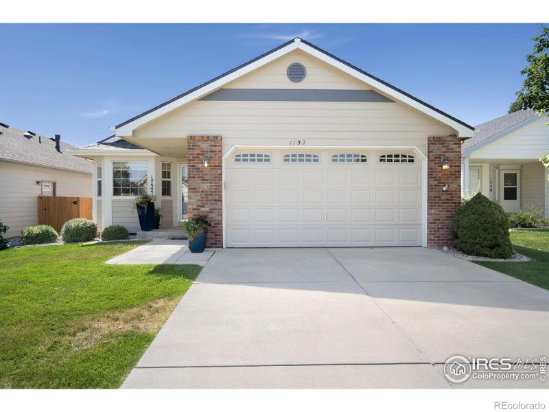 1752 Suntide Dr, Johnstown, CO 80534