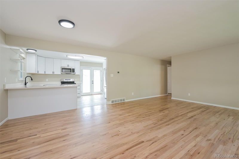 2866 E Euclid Pl, Centennial, CO 80121