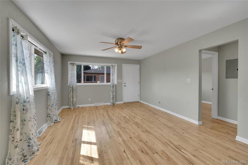 1123 Xenia St, Denver, CO 80220