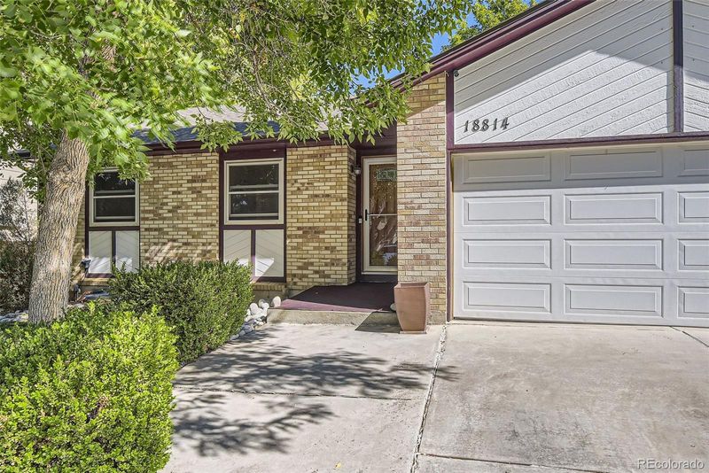 18814 E Mexico Dr, Aurora, CO 80017