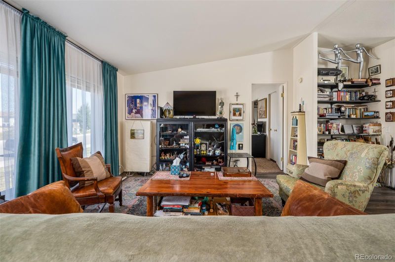 520 E Aspen Dr, Granby, CO 80446