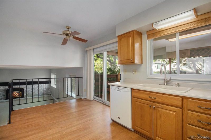 1073 S Mobile St, Aurora, CO 80017