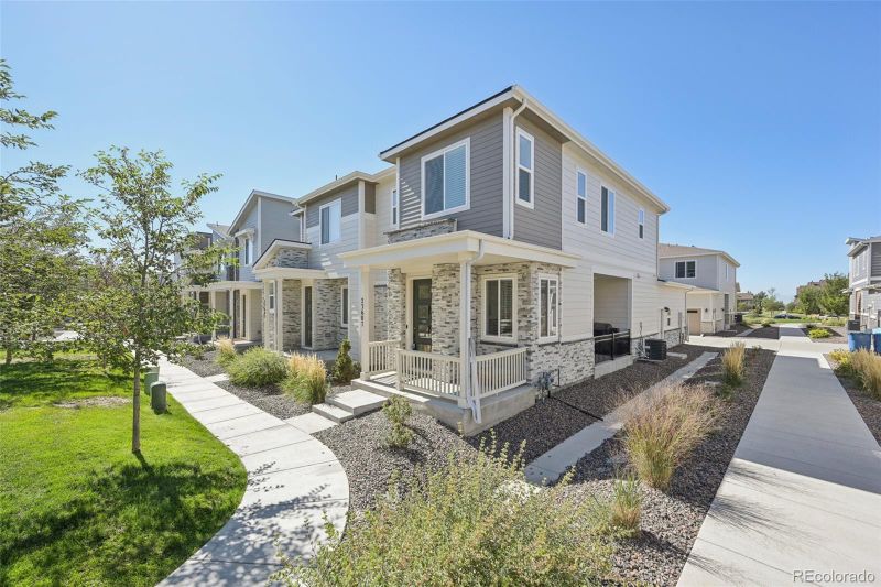 23607 E 5th Pl, Aurora, CO 80018