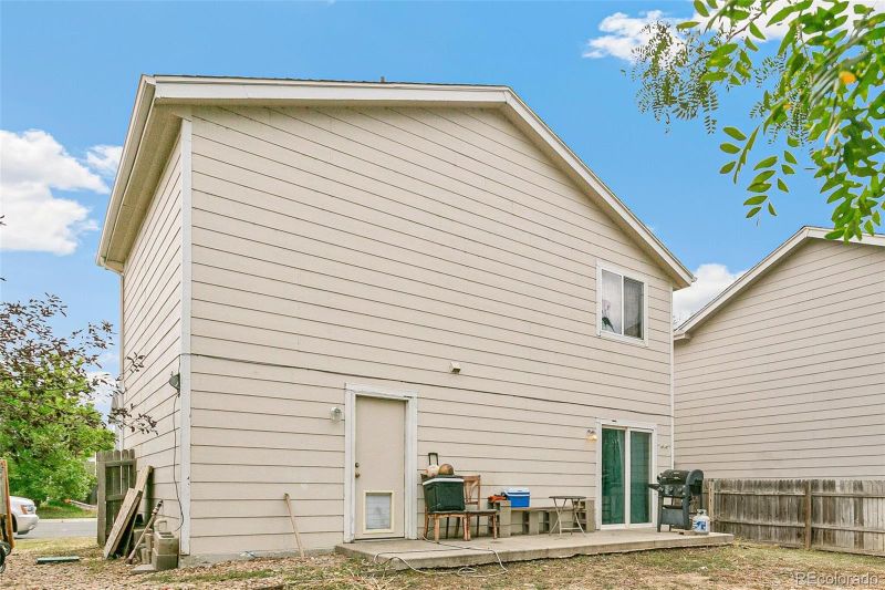 10713 Butte Dr, Longmont, CO 80504
