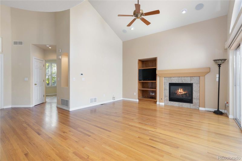 1011 S Valentia St #50, Denver, CO 80247