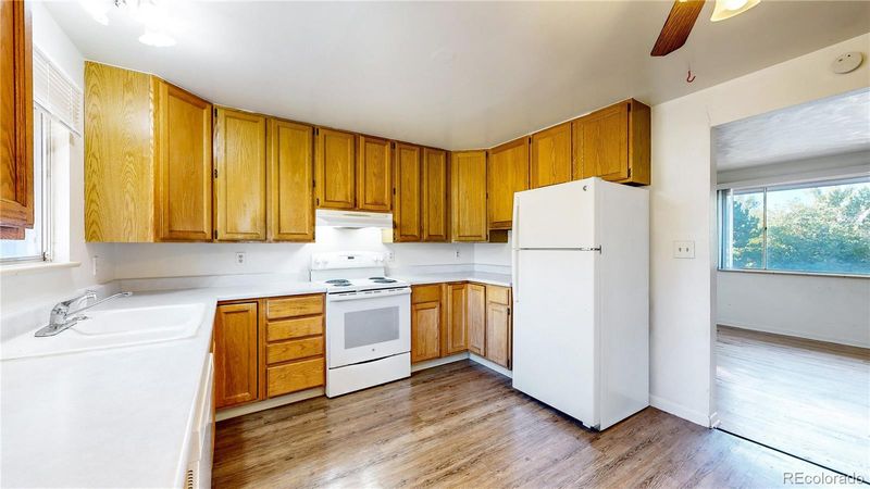 15995 W 14th Pl, Golden, CO 80401