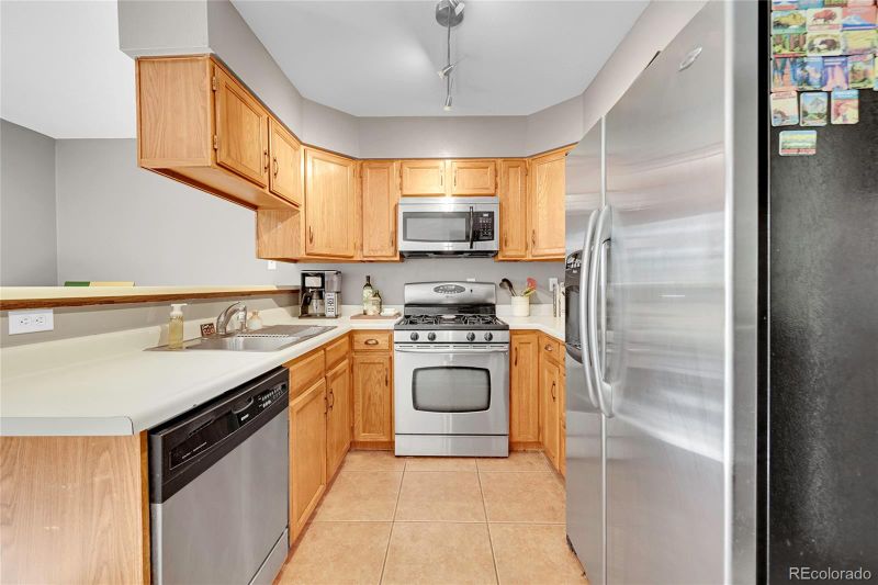 11913 E Ford Dr, Aurora, CO 80012