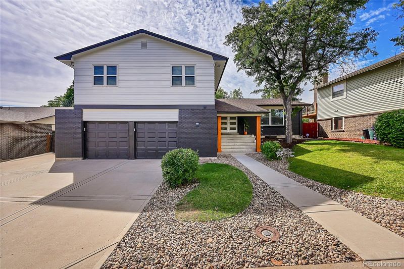 8672 E Doane Pl, Denver, CO 80231