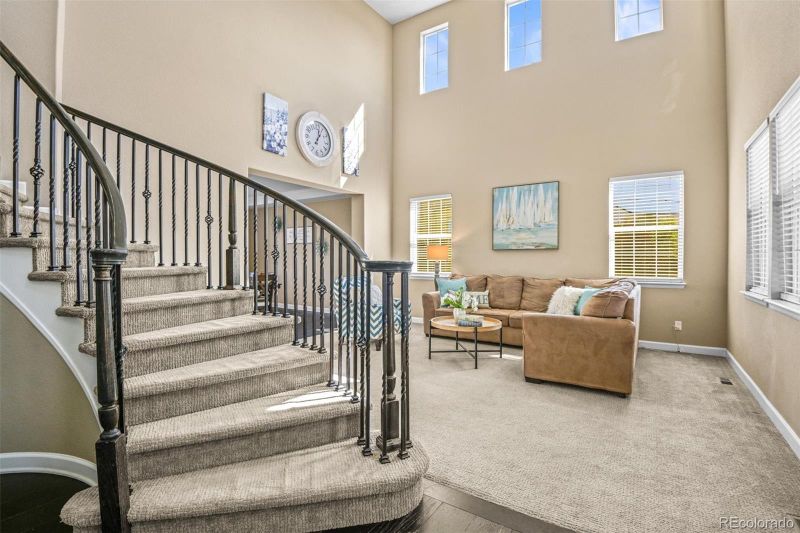 5922 S Jamestown Ct, Aurora, CO 80016