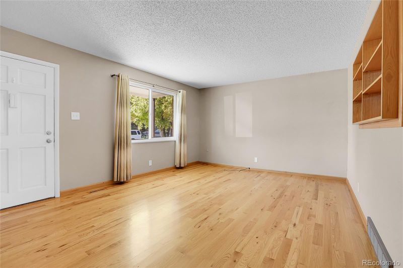 11834 Claude Way, Northglenn, CO 80233