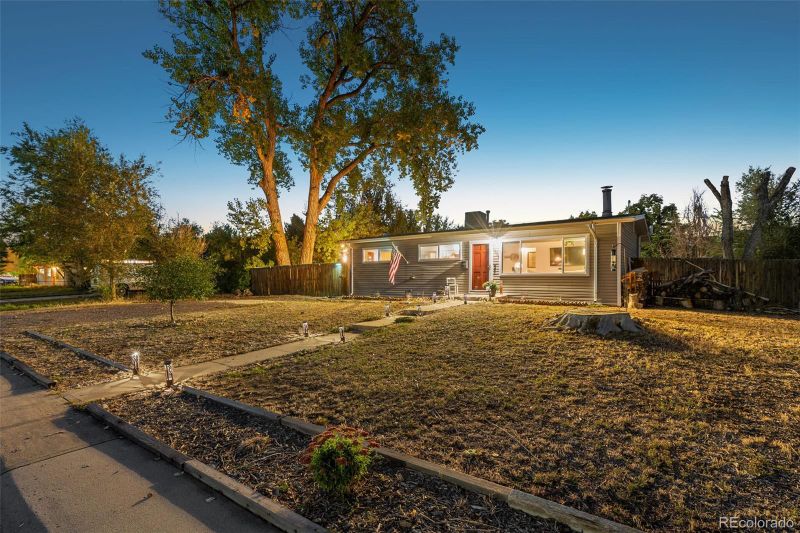 9135 W 49th Pl, Arvada, CO 80002