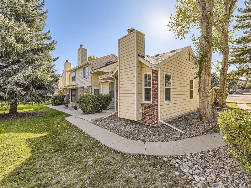 8318 S Upham Way, Littleton, CO 80128