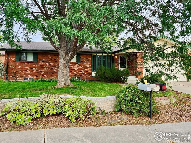 2200 Squires St, Longmont, CO 80501