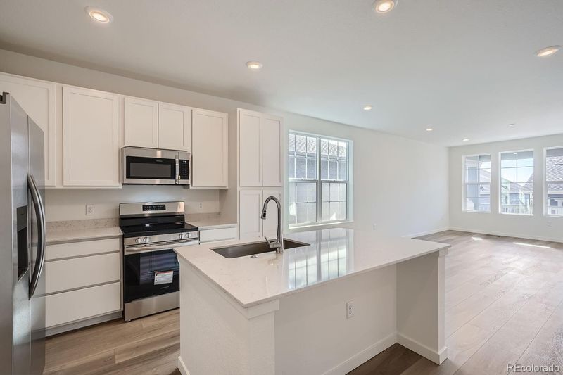 5161 N Quemoy Ct, Aurora, CO 80019