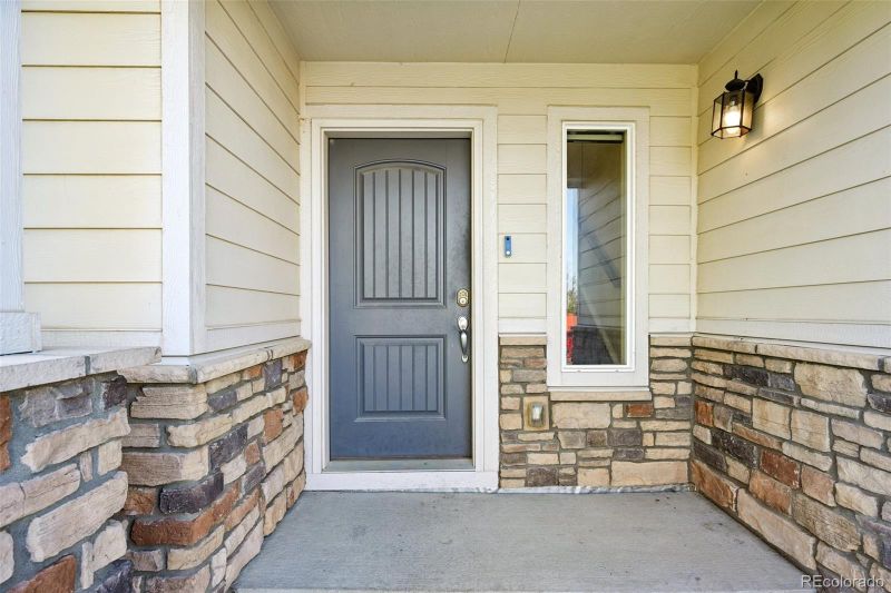 9741 Eagle Creek Cir, Commerce City, CO 80022