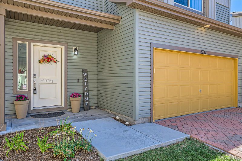 6737 Thicket Pass Ln, Colorado Springs, CO 80927