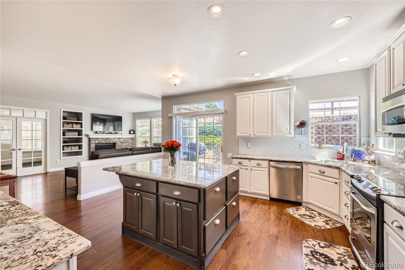 6972 Hampton Ct, Castle Pines, CO 80108