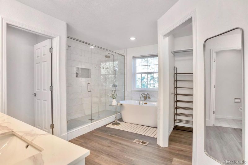 6255 S Walden Way, Aurora, CO 80016