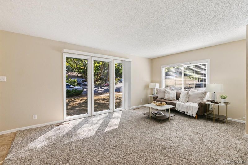 1402 Howard Ave, Colorado Springs, CO 80909
