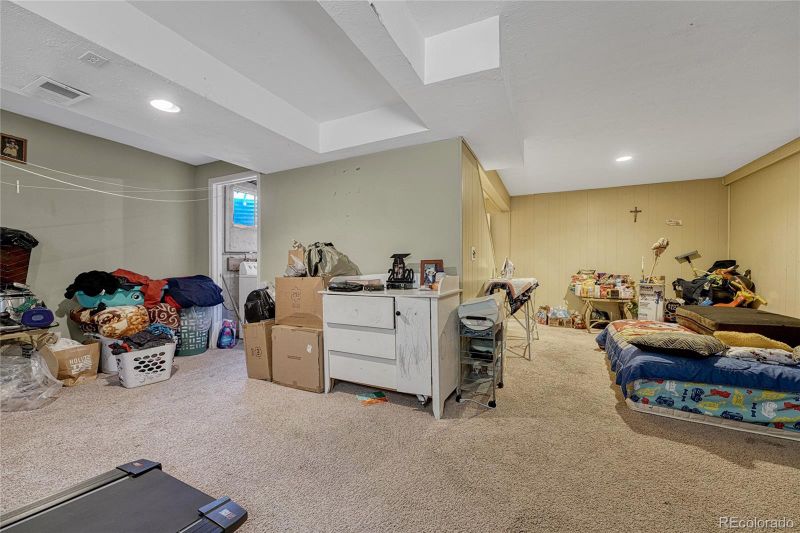 4521 Del Rio Ct, Denver, CO 80239