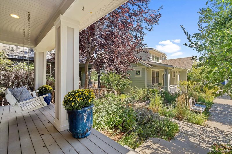 9169 E 29th Pl, Denver, CO 80238