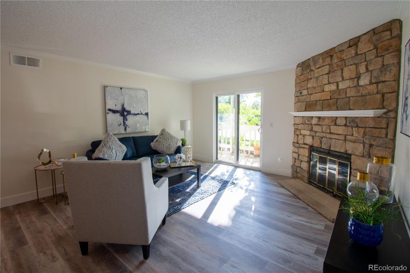 8225 Fairmount Dr #103, Denver, CO 80247