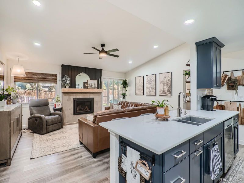 3866 S Andes Way, Aurora, CO 80013