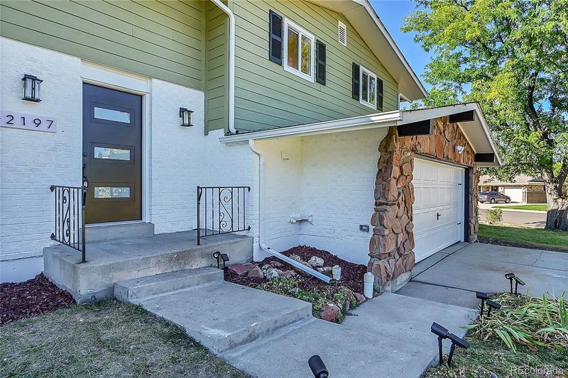 2197 S Dover Way, Lakewood, CO 80227