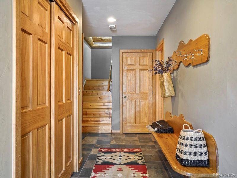 360 Hummingbird Cir, Silverthorne, CO 80498