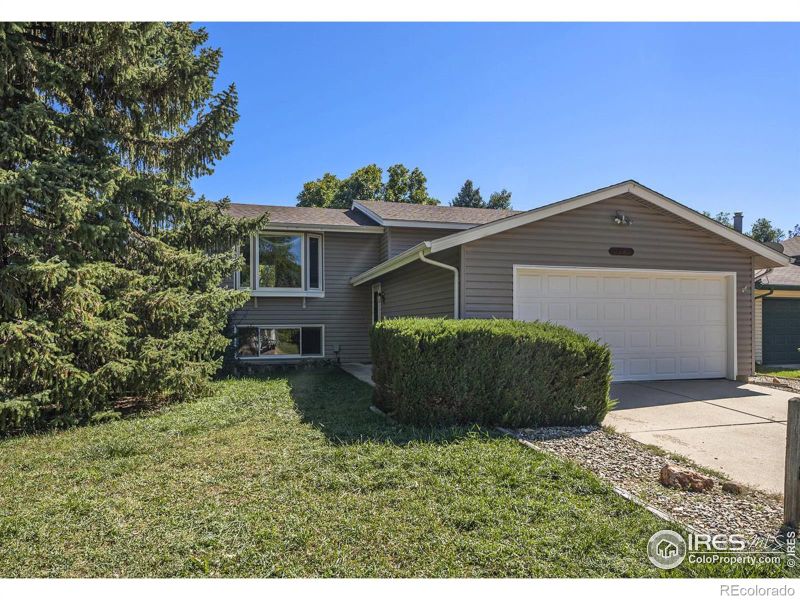 2468 Fleming Dr, Loveland, CO 80538
