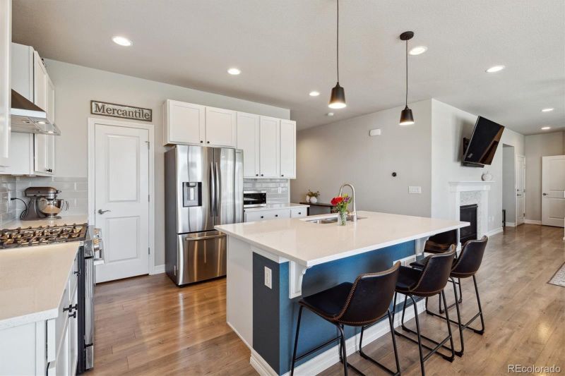 7347 S Scottsburg Way, Aurora, CO 80016
