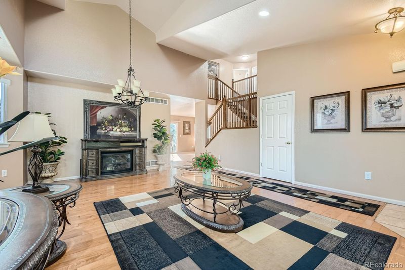 10192 Monroe St, Thornton, CO 80229