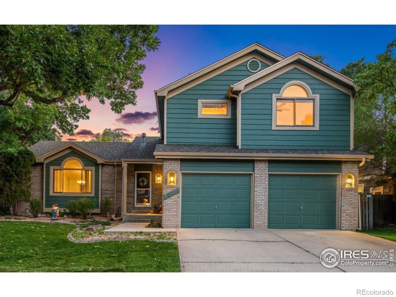 2221 Sunstone Dr, Fort Collins, CO 80525