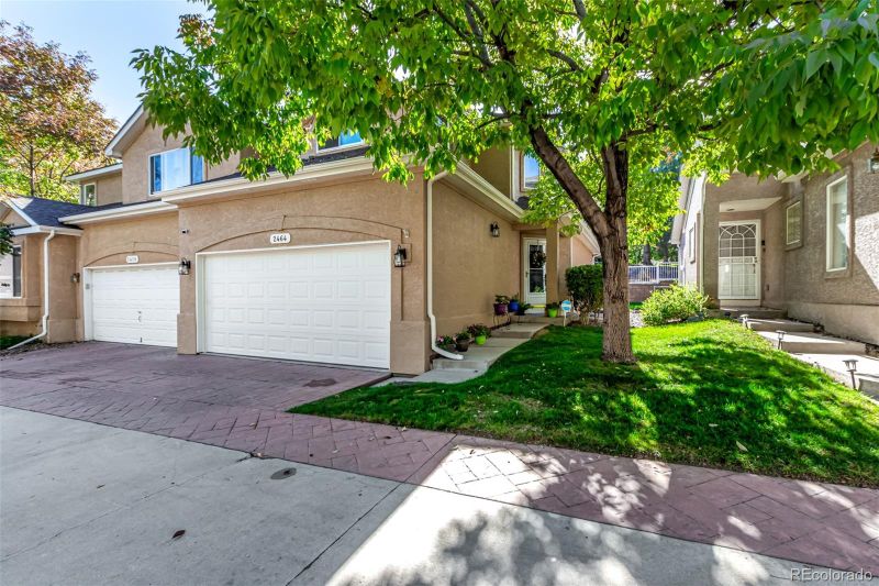 2464 S Scranton Way, Aurora, CO 80014