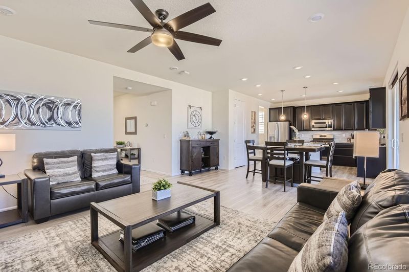 26325 E Canal Pl, Aurora, CO 80018