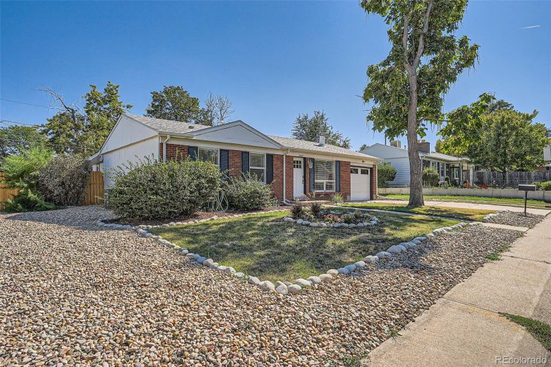 5520 Shoshone St, Denver, CO 80221