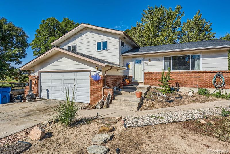 2401 Mountair Ln, Greeley, CO 80634