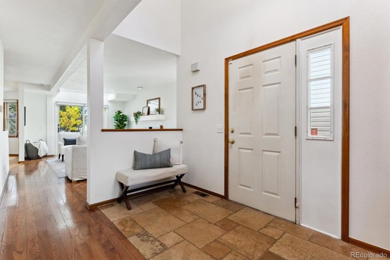 2341 S Jamaica St, Aurora, CO 80014