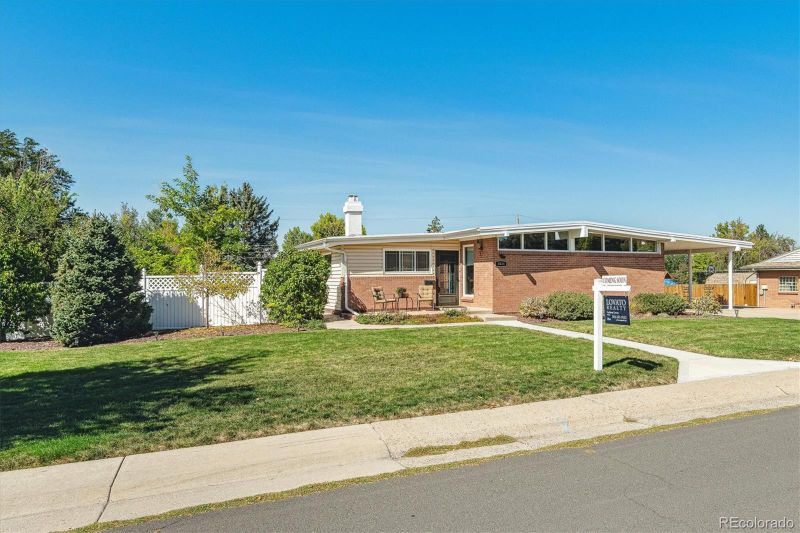 6039 S Clayton St, Centennial, CO 80121