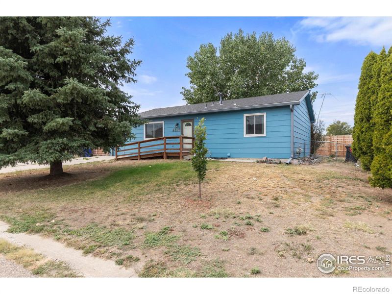4329 Lake Mead Dr, Greeley, CO 80634