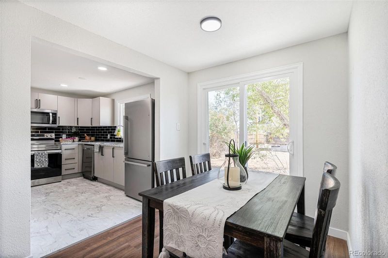 1040 Hanover St, Aurora, CO 80010
