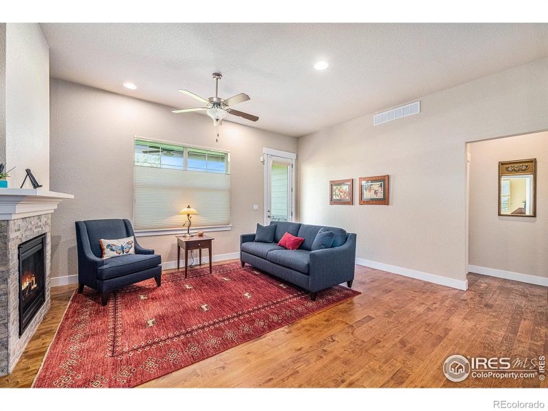 8202 Spinnaker Bay Dr #A, Windsor, CO 80528