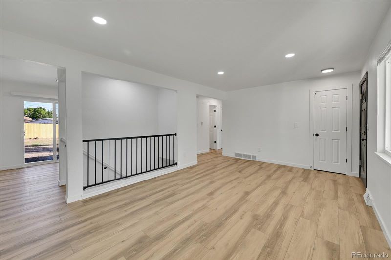 110 Drake St, Denver, CO 80221
