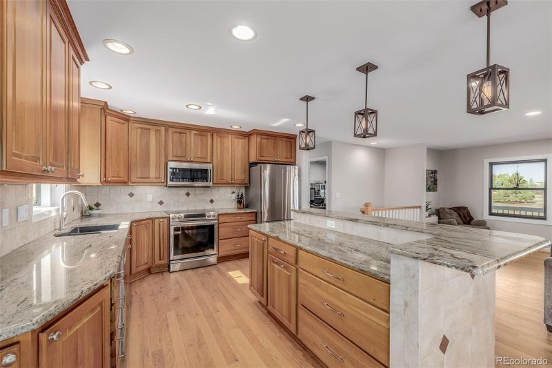 7350 S Liverpool St, Centennial, CO 80016
