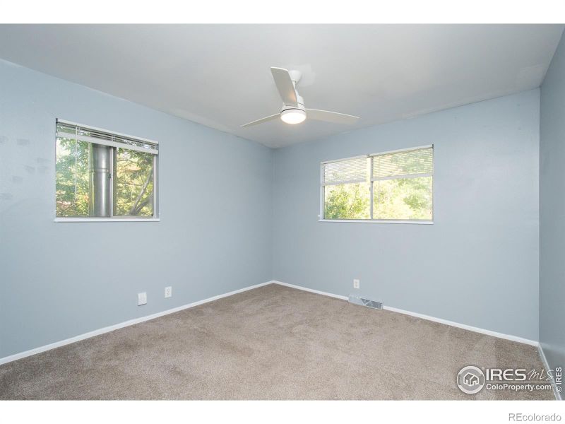 1129 Skyline Dr, Fort Collins, CO 80521