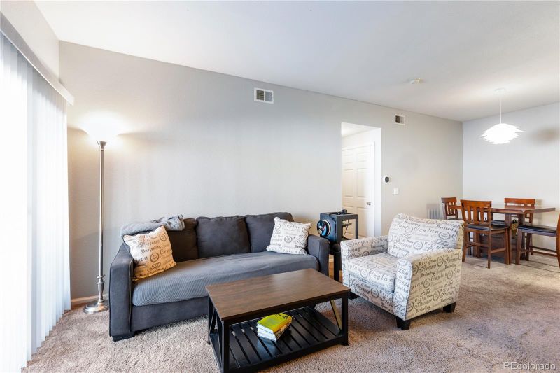 911 S Zeno Way #101, Aurora, CO 80017